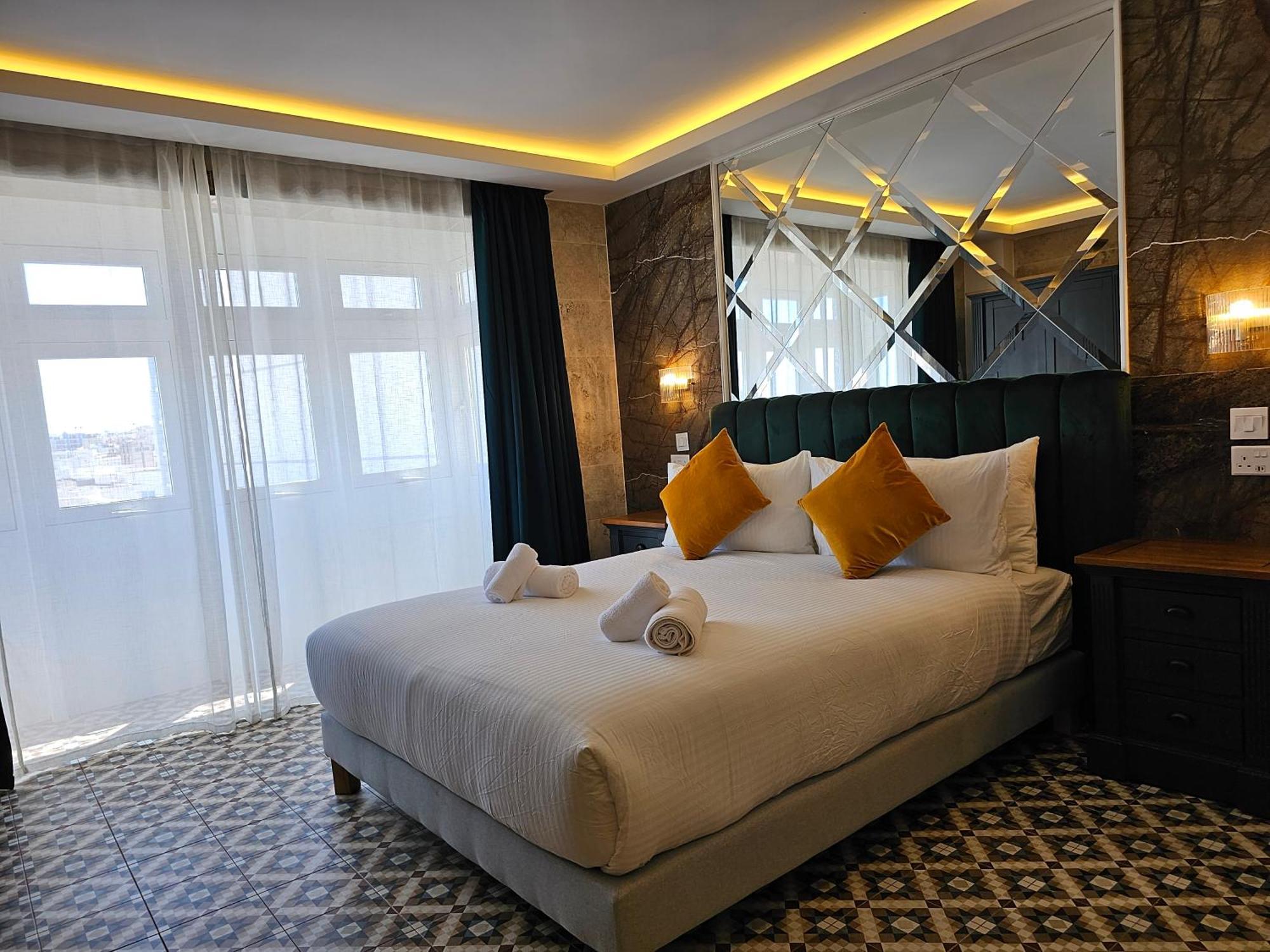 Balcony Hotel St. Julian's Zewnętrze zdjęcie